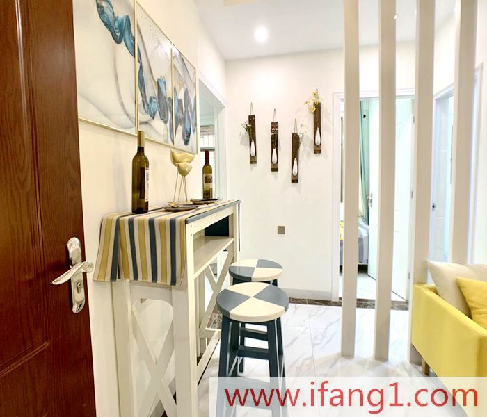 <a href=/longhua/ target=_blank class=infotextkey>大浪小產權出售網</a>